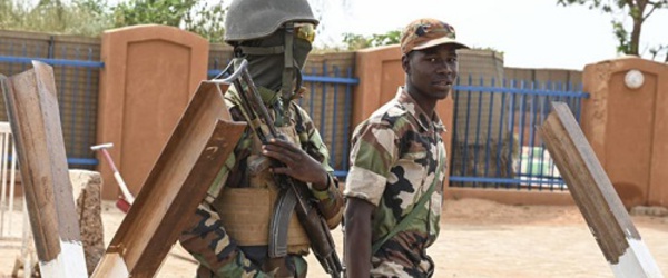 Le Burkina Faso autorise l’envoi d’un contingent militaire au Niger