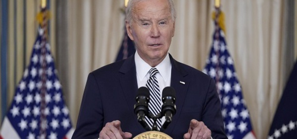 Biden cafouille encore et confond la Russie avec la Chine