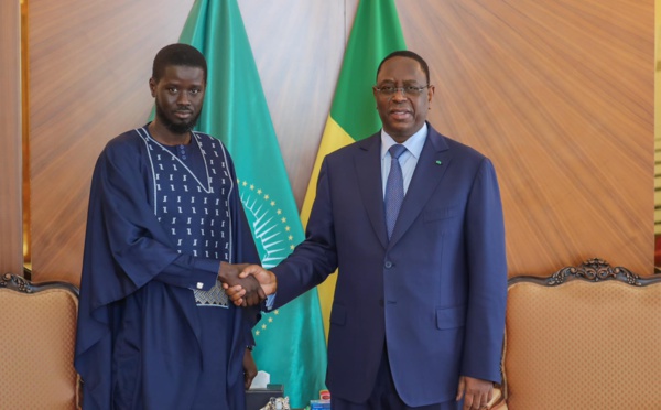 Le président Macky Sall a reçu son successeur Bassirou Diomaye Faye au palais ce jeudi 