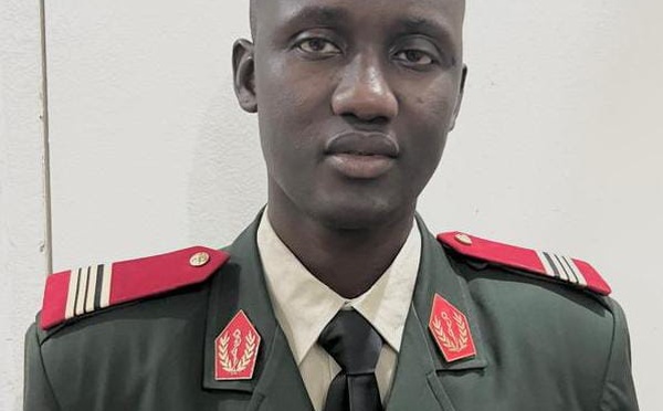 VIH : le médecin-commandant Moustapha Diop primé pour ses recherches en France