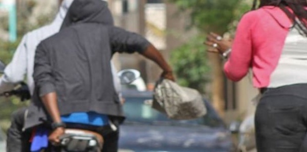 Cité Lamy Thiès : un jeune de 19 ans arrêté et lynché par les habitants après un vol à l’arraché raté