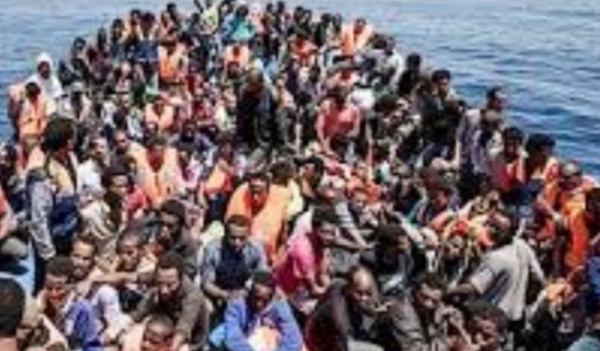 Tragédie en mer : un convoi de 179 migrants sénégalais intercepté au large de Dakhla