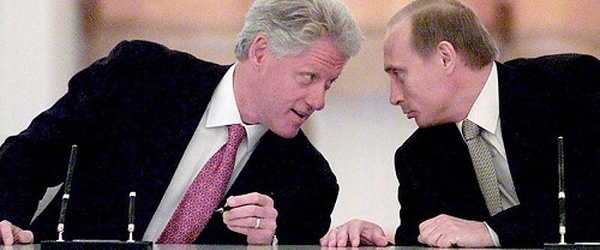 Clinton à Poutine: l’Otan ne menace pas la Russie, révèlent des archives américaines déclassifiées