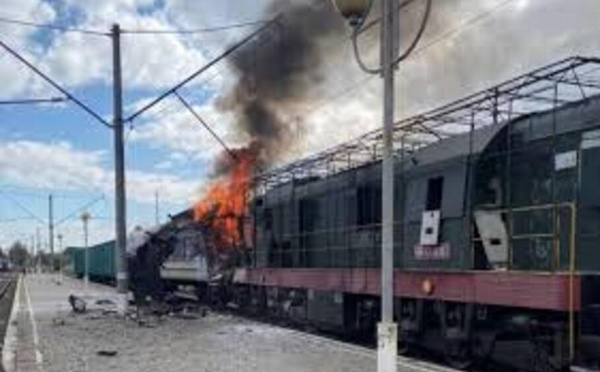 Guerre en Ukraine : Une attaque de drone russe fait au moins un mort et trente blessés