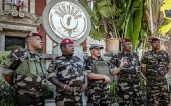 Madagascar: tractations et négociations après la prise de pouvoir des militaires