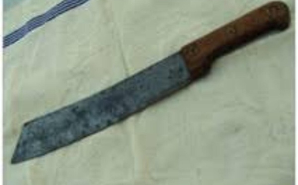 Yeumbeul : un jeune tué à coups de machette par son ami après une simple dispute