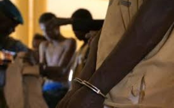 Drame familial à Kadam : un père armé menace sa première épouse, arrêté à Diourbel