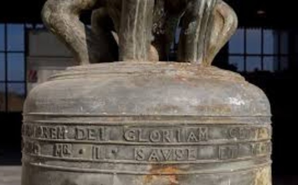 Mail anonyme, appel à témoins et vente au poids… Deux personnes interpellées pour le vol d’une cloche historique