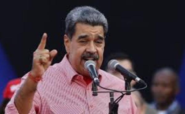 Nicolas Maduro arrêté par les États-Unis : choc diplomatique et crise politique à Caracas