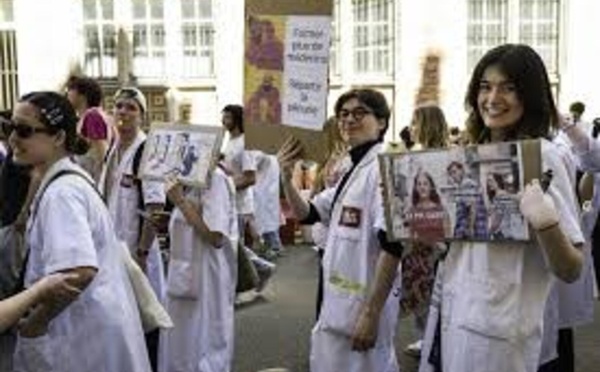 France : les médecins libéraux déclenchent une grève pour protester contre des mesures contraignantes