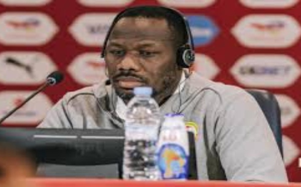 Victoire du Sénégal : Pape Thiaw revient sur son geste controversé