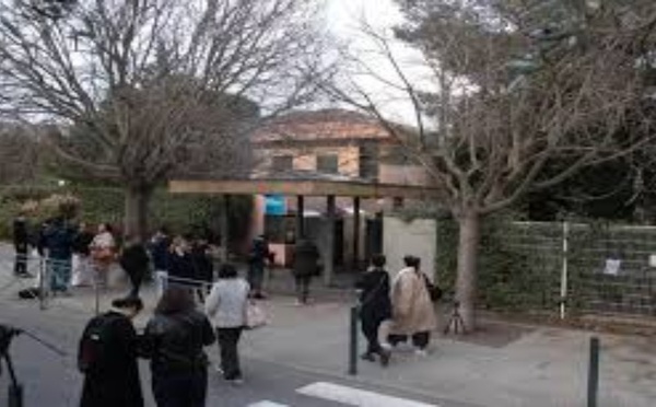 Enseignante poignardée dans le Var : L’élève, qui avait préparé son geste, mis en examen et écroué