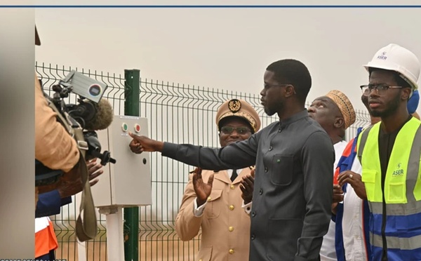 Tambacounda : mise en service d’une centrale solaire à Ségoucoura par le président Diomaye Faye