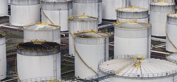 Libération des stocks d'urgence: 400 millions de barils de pétrole suffiront-ils à stabiliser les marchés ?