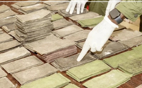 Kaolack : les douanes interceptent des billets noirs d’une valeur estimée à plus d’un milliard de francs CFA