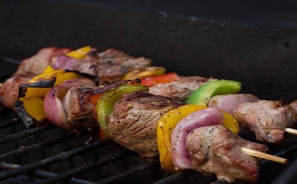 Cadavre de mouton aux HLM : une enquête ouverte sur une viande suspecte