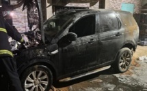 La voiture de Zator Mbaye incendiée