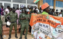 La Sierra Leone explique pourquoi la CEDEAO ne lance pas d’intervention militaire au Niger La Sierra Leone explique pourquoi la CEDEAO ne lance pas d’intervention militaire au Niger