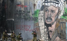 Israël a détruit la maison du défunt Président palestinien Yasser Arafat à Gaza Israël a détruit la maison du défunt Président palestinien Yasser Arafat à Gaza
