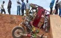 Drame à Kaolack : Un Conducteur de Tricycle Tué dans un Accident Impliquant un Camion Malien Drame à Kaolack : Un Conducteur de Tricycle Tué dans un Accident Impliquant un Camion Malien