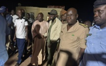 Le ministre El Malick Ndiaye visite les victimes de l'accident à Koungheul (Photos) Le ministre El Malick Ndiaye visite les victimes de l'accident à Koungheul (Photos)