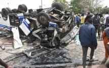 Tragédie à Castors : Renversement d'un bus TATA à la ligne 32, un décès constaté Tragédie à Castors : Renversement d'un bus TATA à la ligne 32, un décès constaté