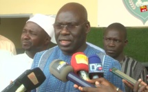 Remise de Corbillard et de Matériel de Reprographie à Ngoudiane par le Maire Mbaye Dione