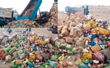 Destruction de 142 tonnes de produits alimentaires non conformes à Dakar Destruction de 142 tonnes de produits alimentaires non conformes à Dakar