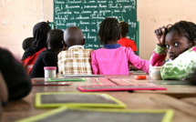 L’anglais bientôt introduit dans les écoles élémentaires en phase expérimentale L’anglais bientôt introduit dans les écoles élémentaires en phase expérimentale