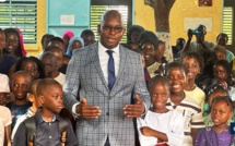 Moustapha Mamba Guirassy met en avant l'importance de la cohabitation entre musulmans et chrétiens dans les écoles sénégalaises (Video) Moustapha Mamba Guirassy met en avant l'importance de la cohabitation entre musulmans et chrétiens dans les écoles sénégalaises (Video)