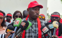 Les postiers de Thiès en sit-in : Retards de salaires, scolarité des enfants et avenir incertain de La Poste Les postiers de Thiès en sit-in : Retards de salaires, scolarité des enfants et avenir incertain de La Poste