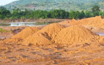 Le président Bassirou Diomaye Faye insiste sur la stricte application de la suspension des activités minières autour de la Falémé Le président Bassirou Diomaye Faye insiste sur la stricte application de la suspension des activités minières autour de la Falémé