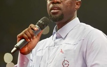 Ousmane Sonko, leader du parti Pastef sur le cancer "Cette maladie est caractérisée par le symbole alpha en rose épinglé dans les poitrines" Ousmane Sonko, leader du parti Pastef sur le cancer "Cette maladie est caractérisée par le symbole alpha en rose épinglé dans les poitrines"