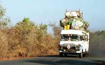 Interdiction de la circulation interrégionale des véhicules du samedi 16 novembre jusqu'à dimanche minuit (arrêté du ministère de l'Intérieur). Interdiction de la circulation interrégionale des véhicules du samedi 16 novembre jusqu'à dimanche minuit (arrêté du ministère de l'Intérieur).