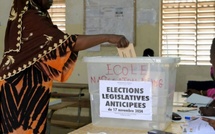 Déroulement du Vote à Thiès : Retards Mineurs et Faible Affluence Déroulement du Vote à Thiès : Retards Mineurs et Faible Affluence