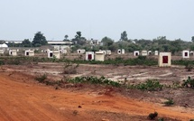 Suspension des Lotissements à Dakar et Thiès : Le Gouvernement Appelle les Titulaires à Fournir des Informations Suspension des Lotissements à Dakar et Thiès : Le Gouvernement Appelle les Titulaires à Fournir des Informations