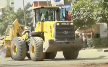 Dernière minute : Barthélémy Dias de nouveau bloqué par les forces de l’ordre lors d’une visite de chantiers