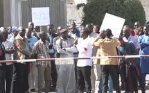 Face aux licenciements des salariés sénégalais des EFS, un forum de recrutement propose 300 emplois Face aux licenciements des salariés sénégalais des EFS, un forum de recrutement propose 300 emplois