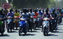 Sénégal : l’opération d’immatriculation gratuite des motos bat tous les records avant sa clôture Sénégal : l’opération d’immatriculation gratuite des motos bat tous les records avant sa clôture