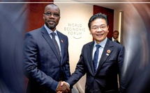 Ousmane Sonko et le Premier ministre de Singapour évoquent un partenariat stratégique lors du Forum de Tianjin