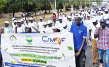 Thiès : randonnée citoyenne contre la pollution plastique, organisée par le CRD et la DREEC