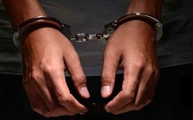 Taïba Niassène : deux jeunes arrêtés après le vol de 9,5 millions FCFA lors d’un mariage Taïba Niassène : deux jeunes arrêtés après le vol de 9,5 millions FCFA lors d’un mariage