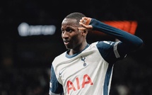 Tottenham s’impose face à Arsenal à Hong Kong grâce à un bijou de Pape Matar Sarr Tottenham s’impose face à Arsenal à Hong Kong grâce à un bijou de Pape Matar Sarr