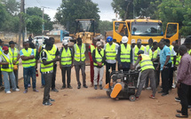 Thiès : le maire Babacar Diop lance la réfection des routes secondaires Thiès : le maire Babacar Diop lance la réfection des routes secondaires