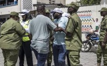 Présidentielle en Tanzanie: une journée de vote sous tension, entre manifestations et couvre-feu Présidentielle en Tanzanie: une journée de vote sous tension, entre manifestations et couvre-feu