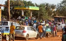 Mali: Paris recommande aux Français «de prévoir un départ temporaire» du pays