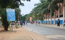 Bourses universitaires : la crise entre étudiants et administration en voie de résolution