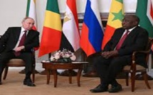 Combattants africains pour la Russie : Ramaphosa et Poutine évoquent l’enrôlement de ressortissants sud-africains
