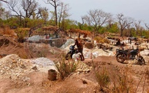 Saraya : des sites d’orpaillage clandestin démantelés par le GARSI 2