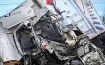 Accident mortel à Fandène : choc violent entre un camion et une voiture